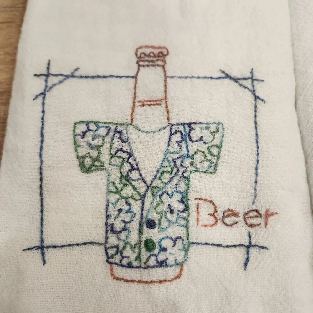 Vtg Hand Embroidered Tea Towels Set Of 2 Pina Colada & Beer 30x30 White Party